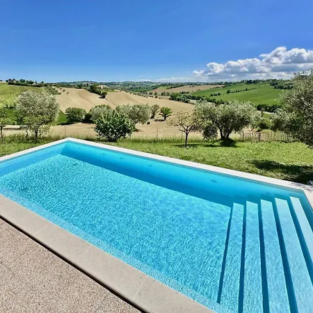 Ancient Charm Retreat With Dream Pool, Private Sauna Whirlpool アパート *