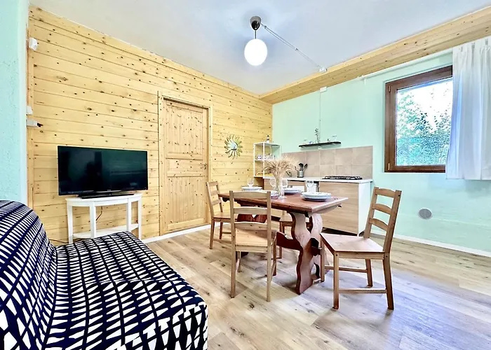 Ancient Charm Retreat With Dream Pool, Private Sauna Whirlpool